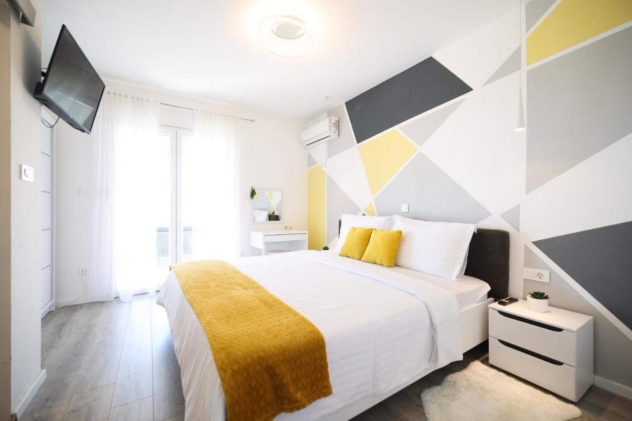 Villa Tia With Heated Pool & Jacuzzi Murvica  Buitenkant foto