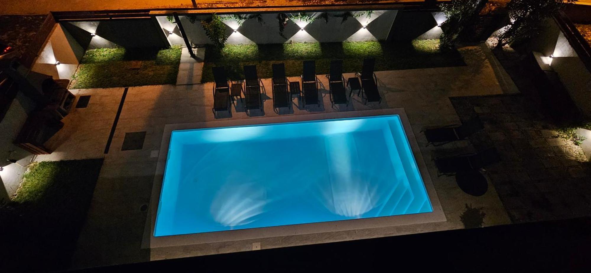 Villa Tia With Heated Pool & Jacuzzi Murvica  Buitenkant foto